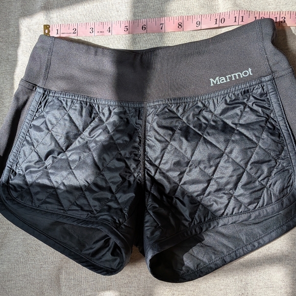 Marmot Black Quilted Active Shorts XS Primaloft - Picture 1 of 4